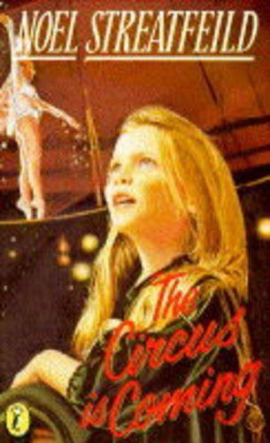 The Circus is Coming (Puffin Books)