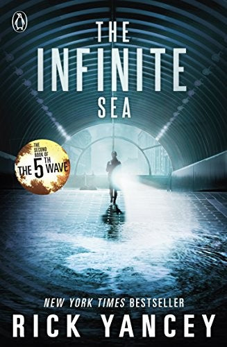 The Infinite Sea (THE 5TH WAVE)
