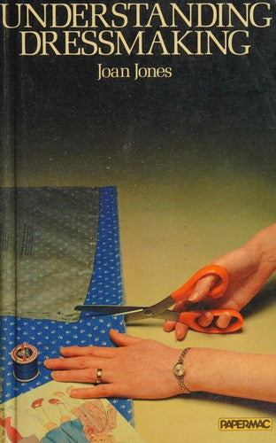 Understanding dressmaking (Leisure learning series)