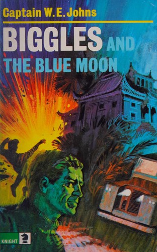 Biggles and the Blue Moon (Knight Books)