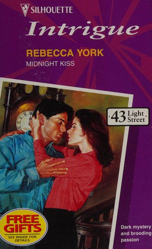 Midnight Kiss (Harlequin Intrigue)