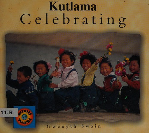 Celebrating (English–Turkish) (Small World)