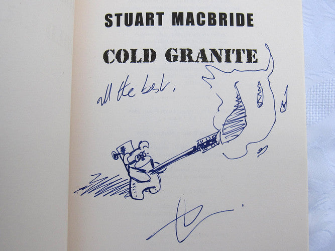 Cold Granite: It can be grim in Aberdeen. But now it’s sheer, bloody murder. (Logan McRae, Book 1)