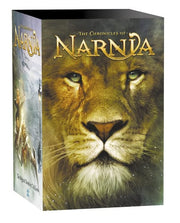 The Chronicles of Narnia Boxed Set: Step through the Wardrobe in these illustrated classics – a perfect gift for children of all ages, from the official Narnia publisher!