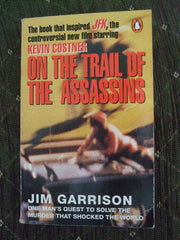 On the Trail of the Assassins: My Investigation And Prosecution of the Murder of President Kennedy (Film/Tv tie-in series)