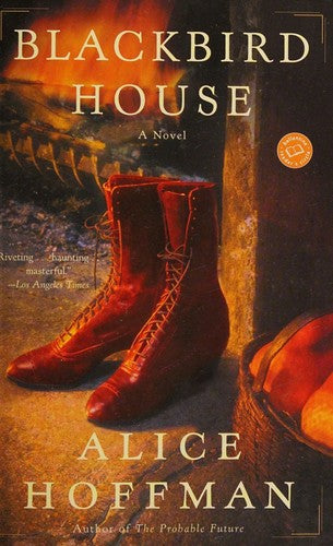 Blackbird House (Ballantine Reader's Circle)