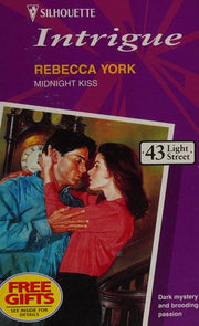 Midnight Kiss (Harlequin Intrigue)
