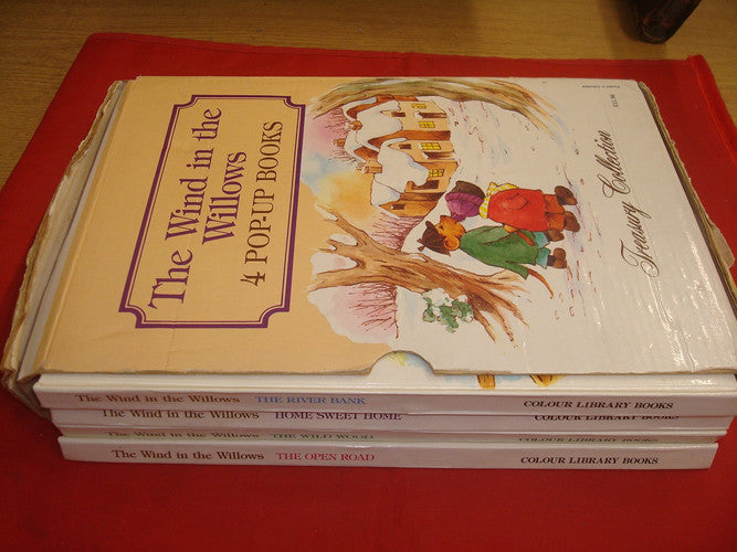 The Wind in the Willows - 4 Pop-up Books