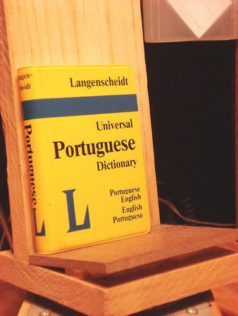 Langenscheidt's Universal Portuguese Dictionary: English-Portuguese/Portuguese-English