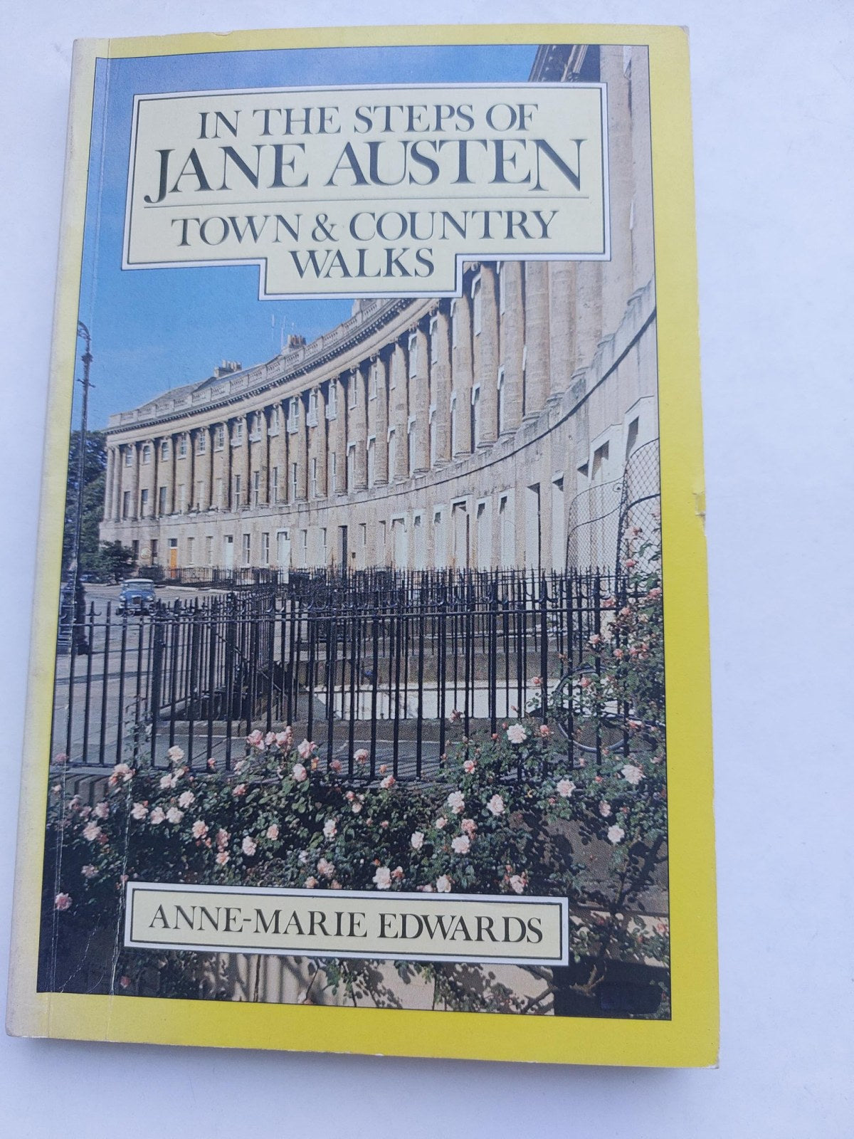 In the Steps of Jane Austen: Town and Country Walks