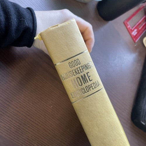 Good Housekeeping's 1963 Home Encyclopedia - Everybody's Publications Ltd