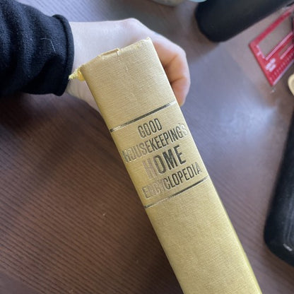 Good Housekeeping's 1963 Home Encyclopedia - Everybody's Publications Ltd