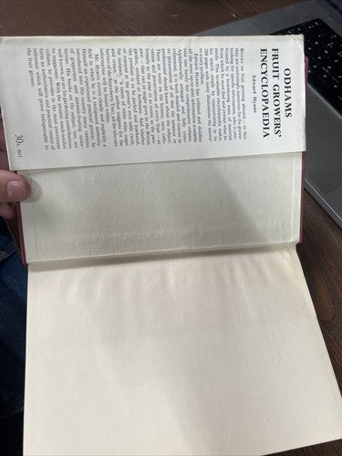 Odhams Fruit Growers' Encyclopaedia by Edward Hyams Hardback with Dustjacket