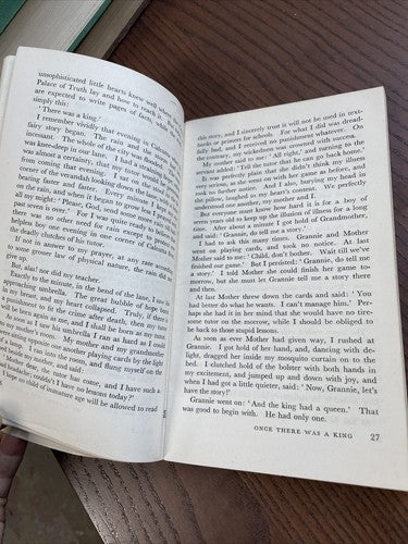 Hungry Stones and Other Stories, R.Tagore - 1973 Macmillan Pocket Edition RARE