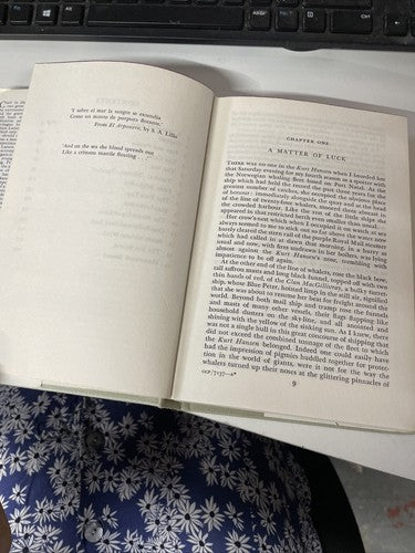 The Hunter And The Whale Laurens Van Der Post 1967 Hamlyn / Companion Book Club
