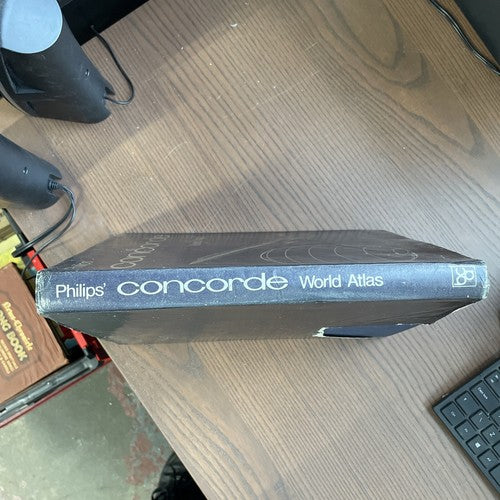 Philips' Concorde World Atlas, 1972 First Edition