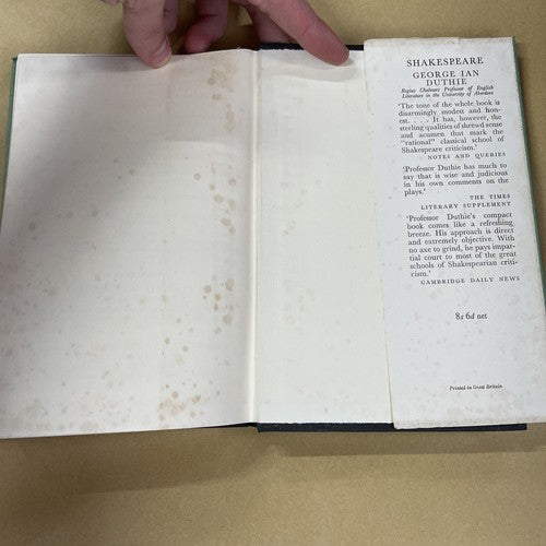 Milton, David Daiches (1957) Hutchinson University Library HB, dustjacket