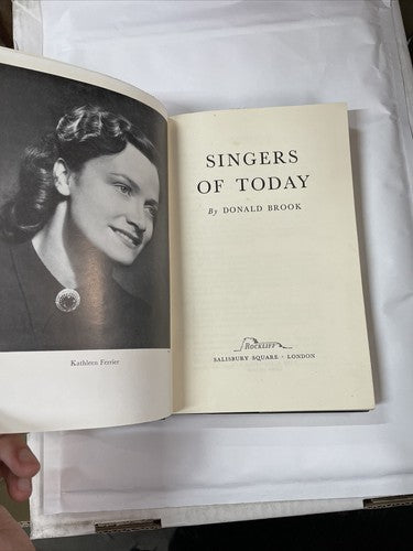 Singers of Today (Donald Brook - 1949)