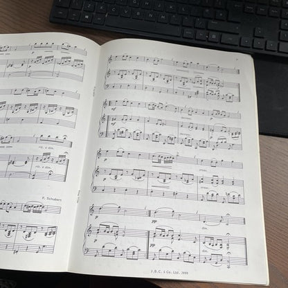 Treasure Chest For Flute - Cramer Music 
