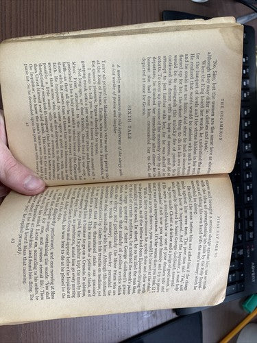 The Decameron Vol. I (Trans. Richard Aldington - 1959) 
