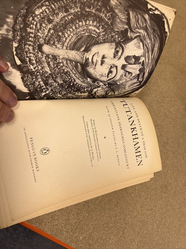 Tutankhamen, C. Desroches-Noblecourt, 1965, Penguin Book