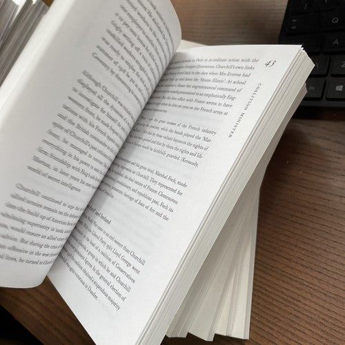 10 VIPVery Interesting People By Oxford Press - 10 books PROP DESIGN DECORATION