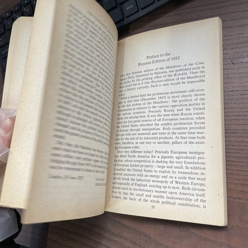 The Communist Manifesto by Marx & Engels - Pub: Pelican/Penguin 1967 PB Book