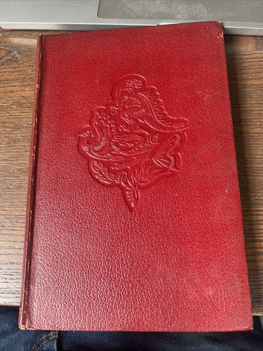 Vintage book. Wonders of nature. Odhams press