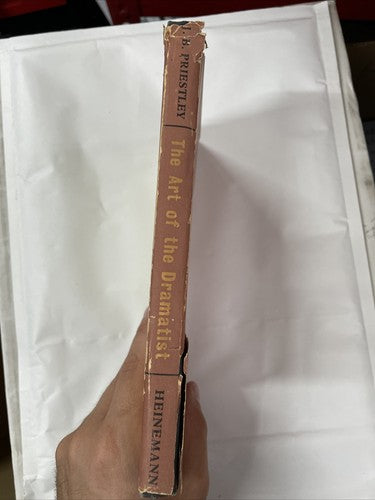 The Art of the Dramatist (J.B. Priestley - 1957)