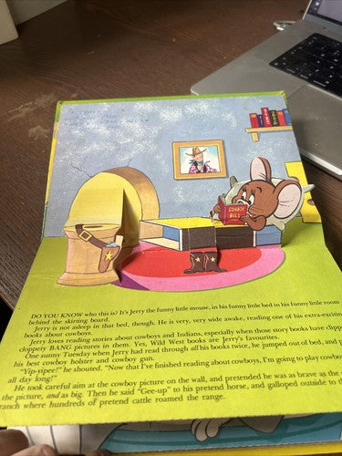 Tom and Jerry - Pop-Up Book - Purnell 1977 - Metro-Goldwyn-Mayer