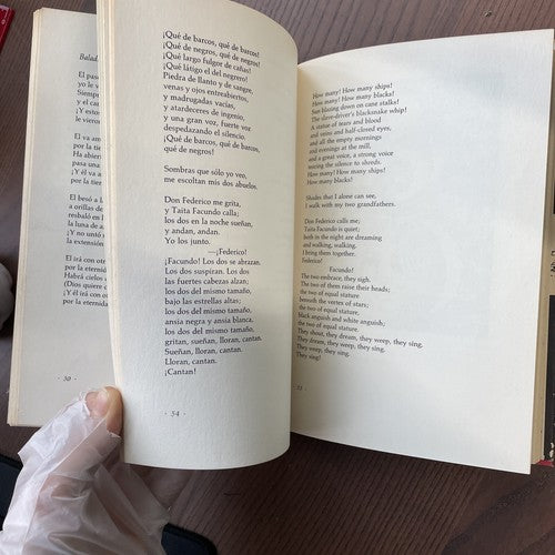 Unstill Life: An Introduction to the Spanish Poetry, 1st  edition 1969, Ed. Mari