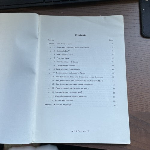 Keyboard Harmony and Improvisation, K.Simpson - LENGNICK 1963