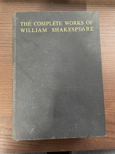 The Complete Works of William Shakespeare Edition by Murrays Sales & Service
