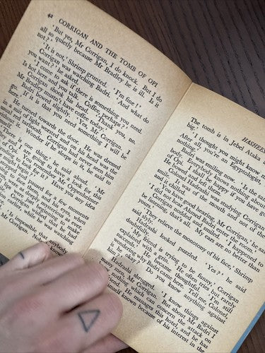 Corrigan and the Tomb of Opi, R B Maddock, 1962 Thomas Nelson and Sons LTD