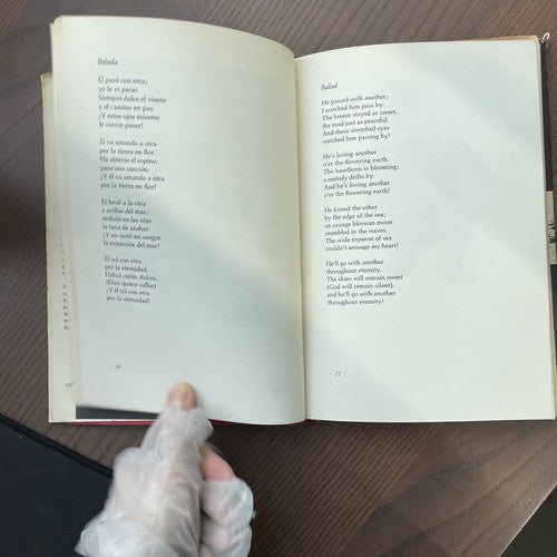 Unstill Life: An Introduction to the Spanish Poetry, 1st  edition 1969, Ed. Mari
