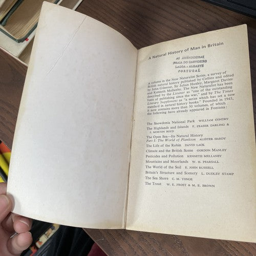 A Natural History of Man in Britain - H J Fleure , M Davies 1971 Fontana