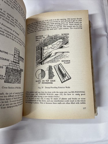 The Good Housewife's Encyclopedia, By Pamela Fry (1963, Illustrated Hardback)