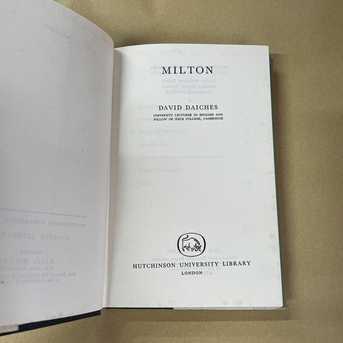 Milton, David Daiches (1957) Hutchinson University Library HB, dustjacket