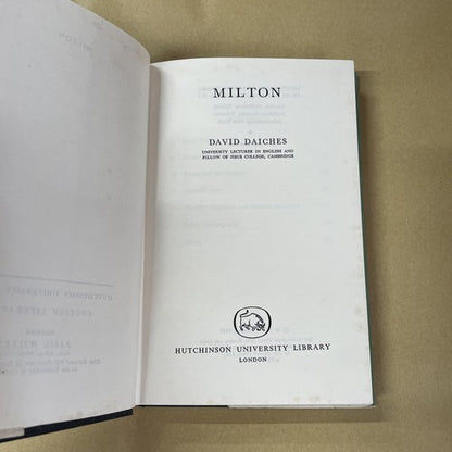 Milton, David Daiches (1957) Hutchinson University Library HB, dustjacket