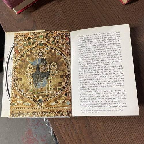 European Enamels; Isa Belli Barsali - 1969 First UK Edition The Hamlyn 