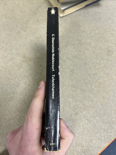 Tutankhamen, C. Desroches-Noblecourt, 1965, Penguin Book
