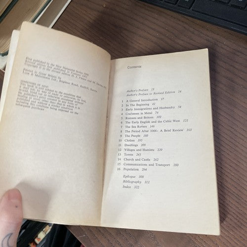 A Natural History of Man in Britain - H J Fleure , M Davies 1971 Fontana