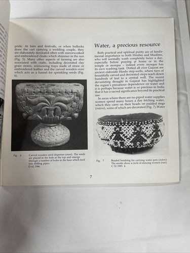 Traditional Indian Arts of Gujarat - Julia Nicholson - Paperback - 1988
