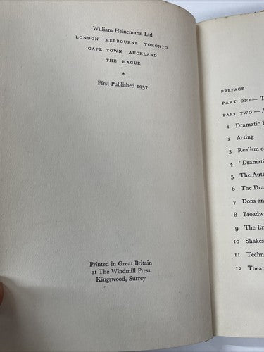 The Art of the Dramatist (J.B. Priestley - 1957)