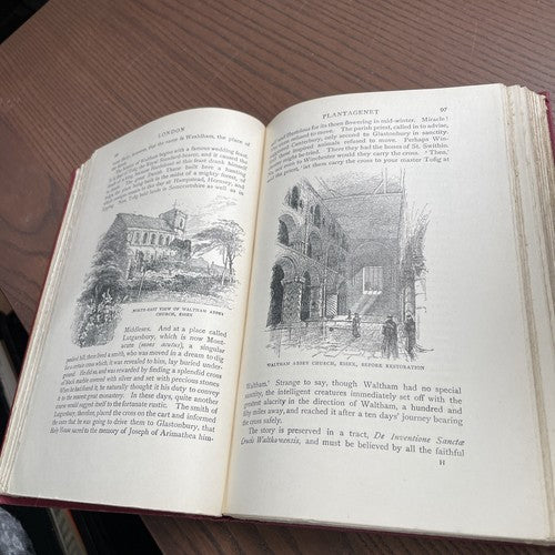 London, Walter Besant -  Chatto & Windus 1925, 125 illustrations 