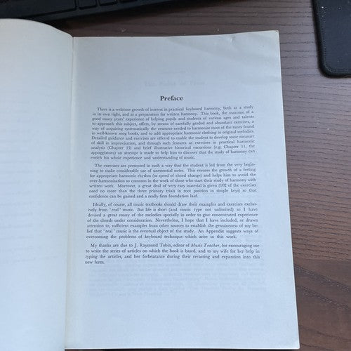 Keyboard Harmony and Improvisation, K.Simpson - LENGNICK 1963