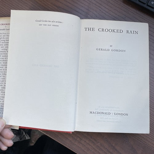 The Crooked Rain - Gerald Gordon 1954 Macdonald First Edition with Dust Jacket 