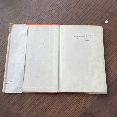 The Children's Oliver Twist, Barbara Matthews - 1963 Harrap & Co, w DustJacket