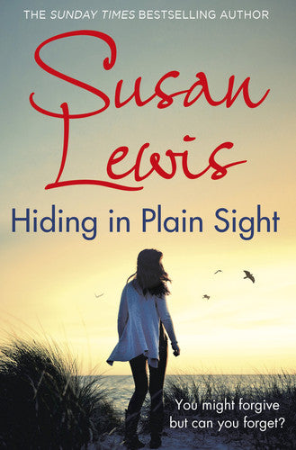 Hiding in Plain Sight: The thought-provoking suspense novel from the Sunday Times bestselling author: 4 (The Detective Andee Lawrence Series, 4)