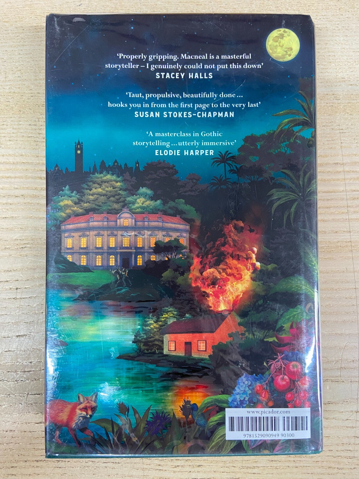 The Burial Plot - Elizabeth Macneal - Sprayed Edge - Signed
